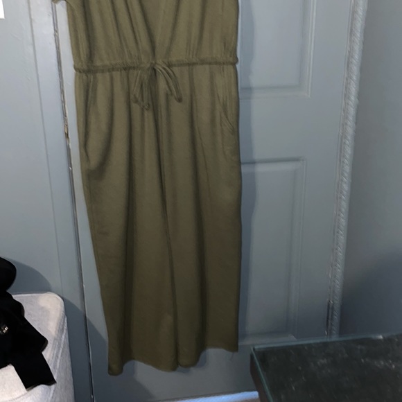 Drawstring jumpsuit - Picture 2 of 3